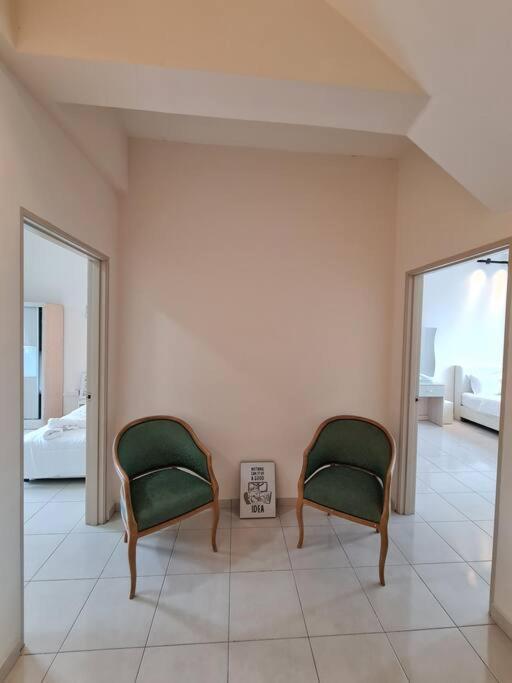 3Storey House 13Pax Family Suite Bayan Lepas Exteriör bild